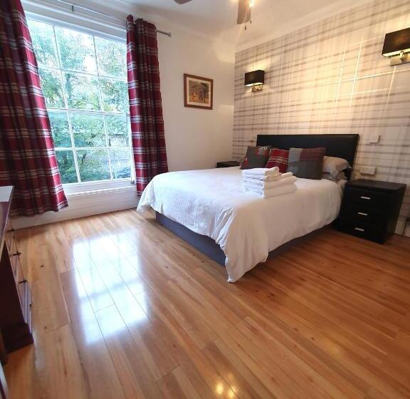 Quarto Estandar Cama King, Midway Guest House