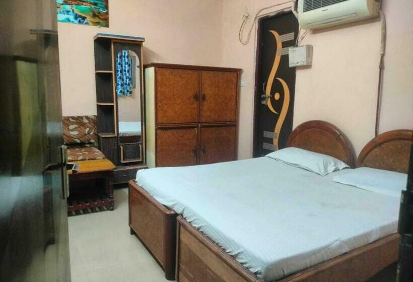 Трехместный Номер Классика, Spot On Hotel Durga