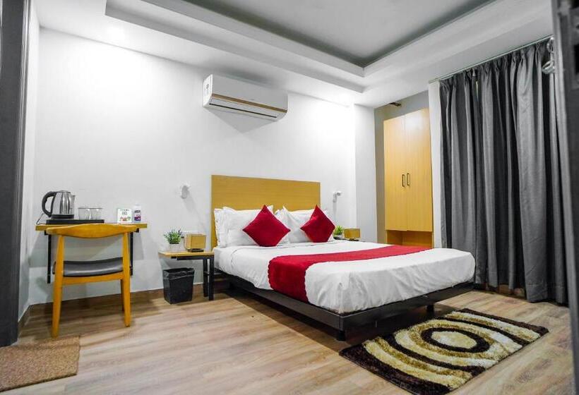 Номер Deluxe с Балконом, Saltstayz Golf Course Road