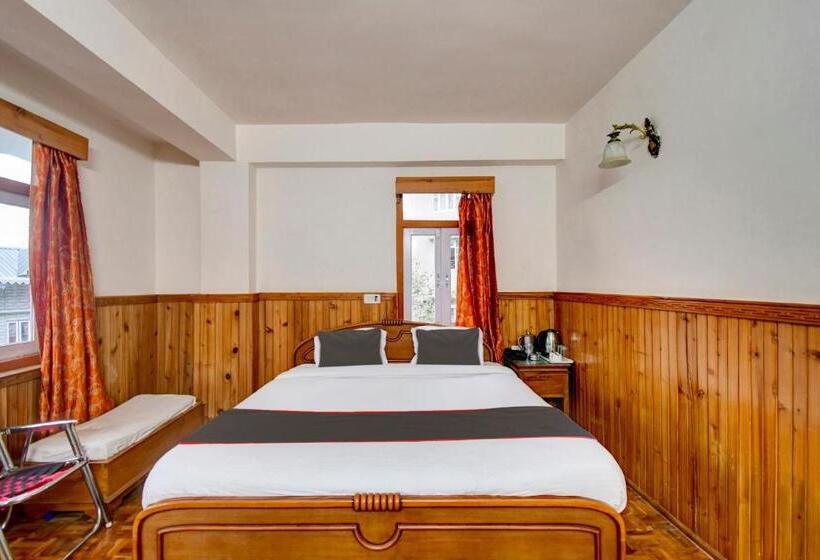 三人经典房间, Collection O Hotel Heruka