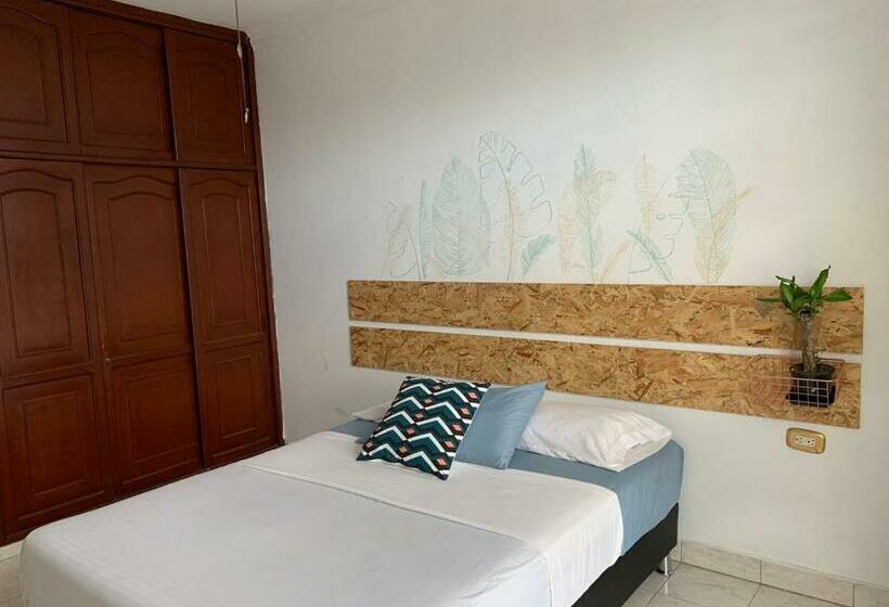 Quarto Estandar, Sinergia Coworking & Hostel