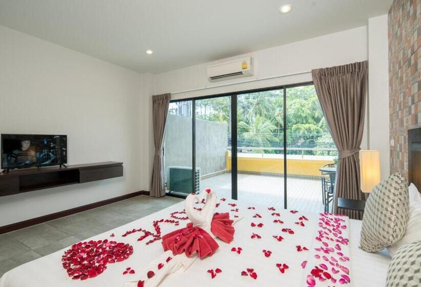 침실 1개 디럭스 아파트, Amarin Hotel Patong
