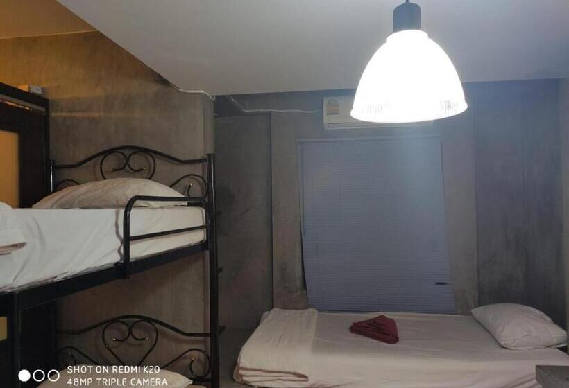 침실 2개 아파트, Amarin Hotel Patong