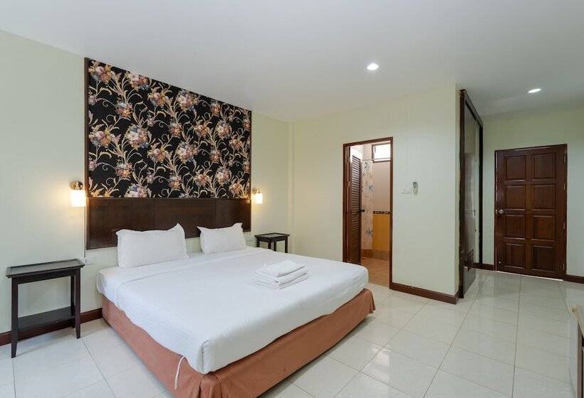 4인용 수피리어 룸, Amarin Hotel Patong