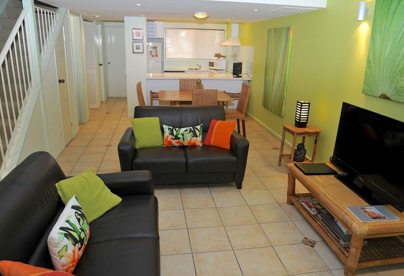 带露台两卧住房, Noosa Village River Resort