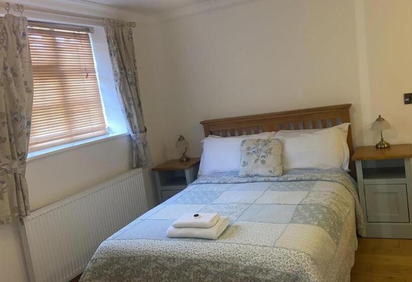 Семейный Номер, Church Farm Accommodation