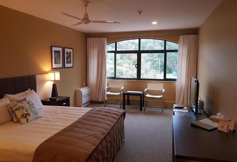스탠다드 룸 킹사이즈 침대, Quality Hotel Oceans Tutukaka