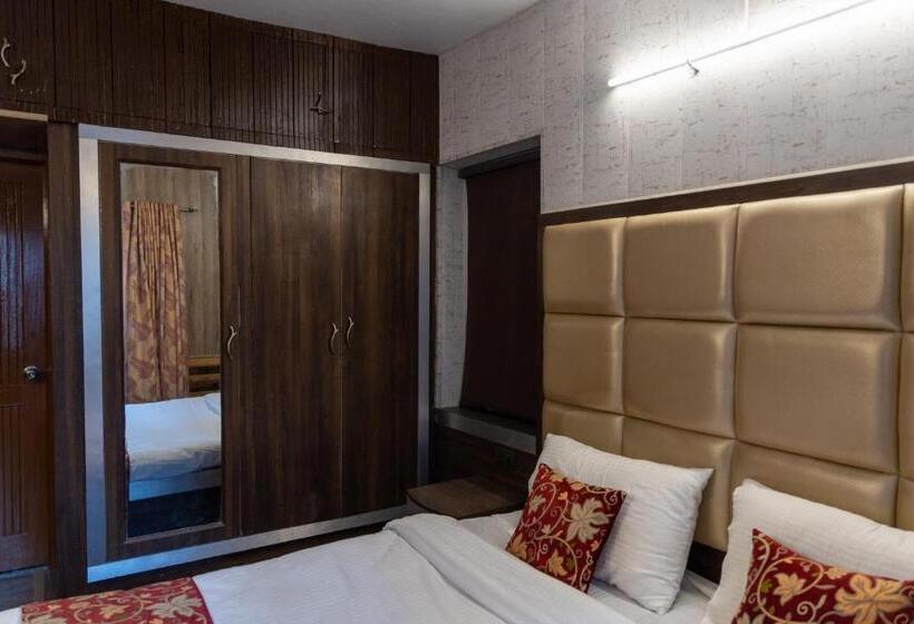 اتاق لوکس, Bali Guest House