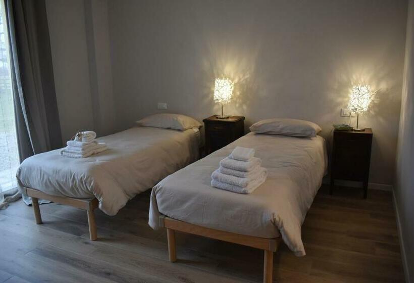 اتاق استاندارد با چشم‌انداز باغ, Azienda Agrituristica Scotti
