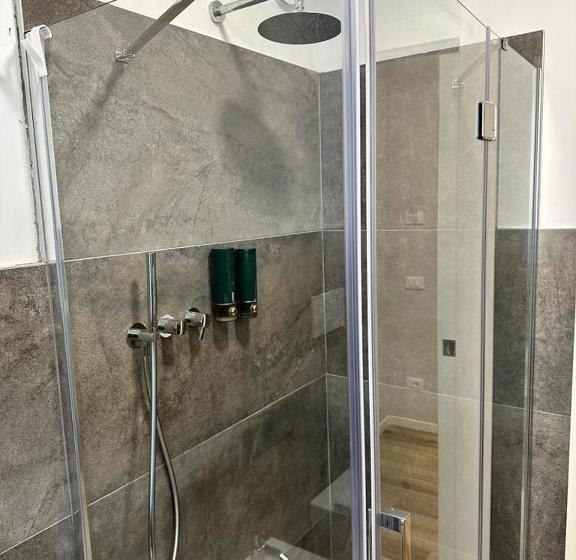 اتاق لوکس, Azienda Agrituristica Scotti