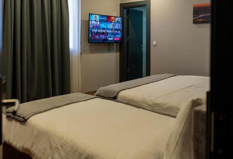 اتاق لوکس سه تخته, Brandroom
