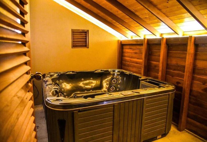 Suite with lake view, Allure Yala Luxury Suites By Allure Leisure