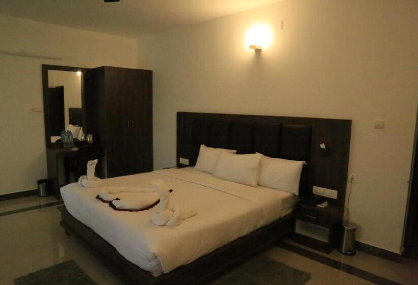 Люкс Повышенной Комфортности, Christian Guest House