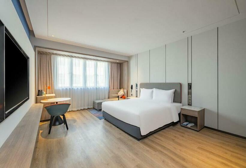 带大床的标准间, Holiday Inn Express Suzhou Luzhi, An Ihg