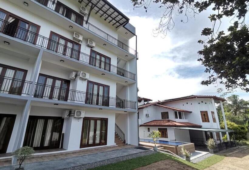 Апартаменты 1 Спальня Нижний Этаж, Y Villa Residencies