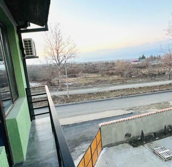 اتاق استاندارد با بالکن, Green Hotel Ang