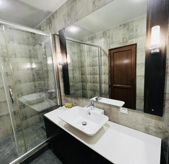 اتاق استاندارد با بالکن, Green Hotel Ang