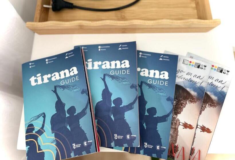 스탠다드 트리플 룸, Tirana Square