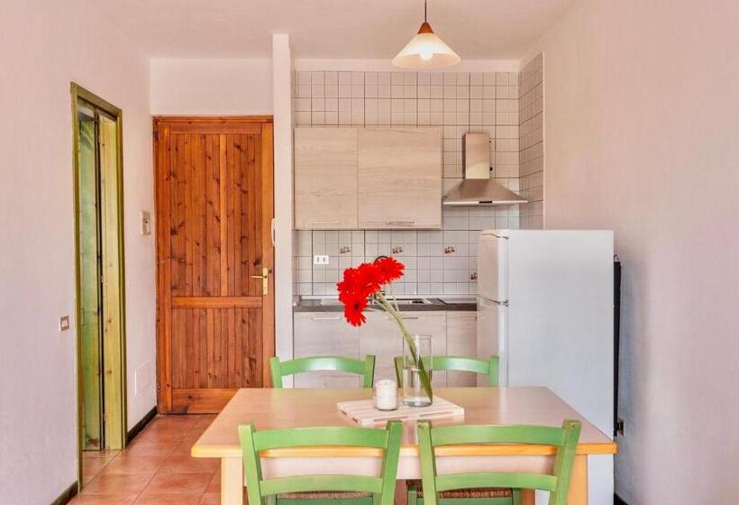آپارتمان 1 خوابه, Apartments In Santa Teresa Di Gallura