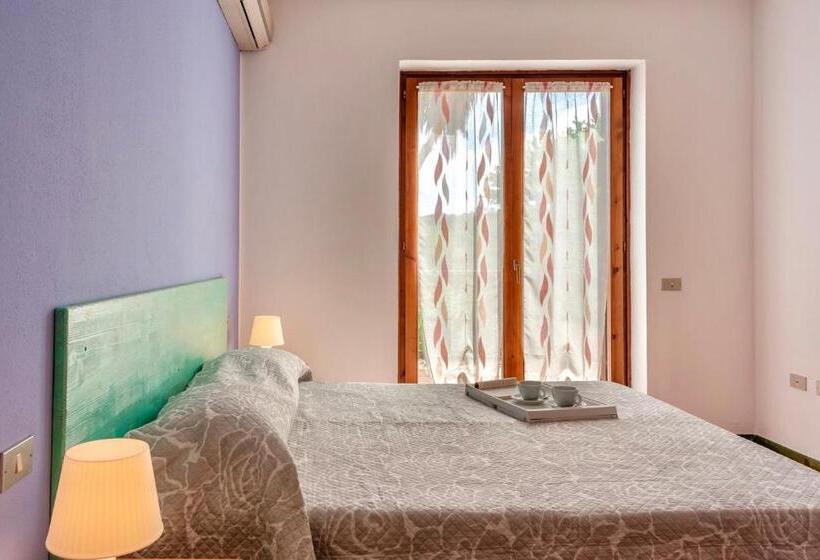 آپارتمان 1 خوابه, Apartments In Santa Teresa Di Gallura