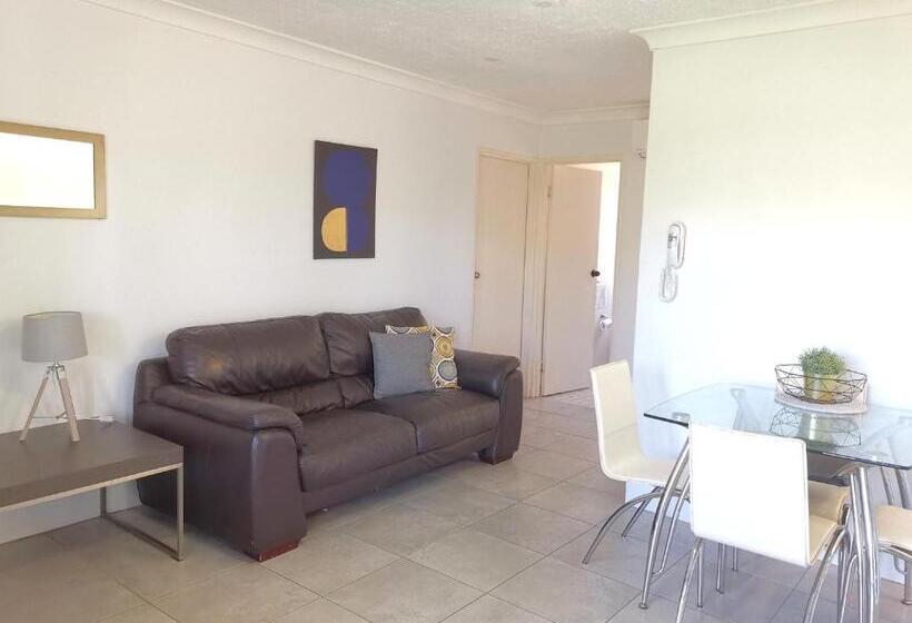 Апартаменты 2 Спальни, Bay Of Palms