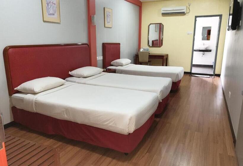 프리미엄 트리플 룸, Classic Hotel Kuantan