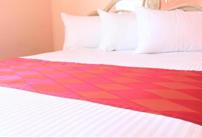 Номер Премиум, Crystal Star Inn Edmonton Airport With Free Shuttle To And From Airport