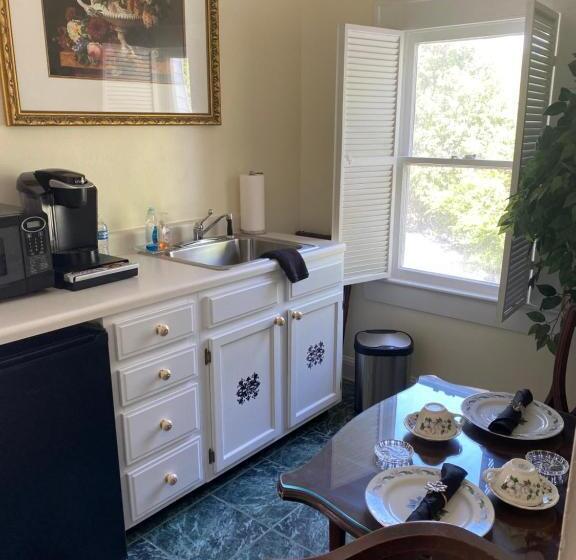 스위트, Page House Bed And Breakfast