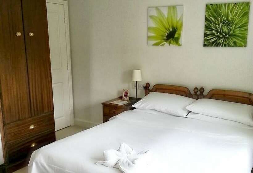 Номер Стандарт, Rosemead Guest House