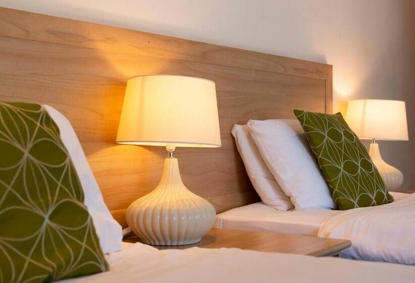 Номер Стандарт, The Limes Country Lodge Hotel & Admiral Restaurant