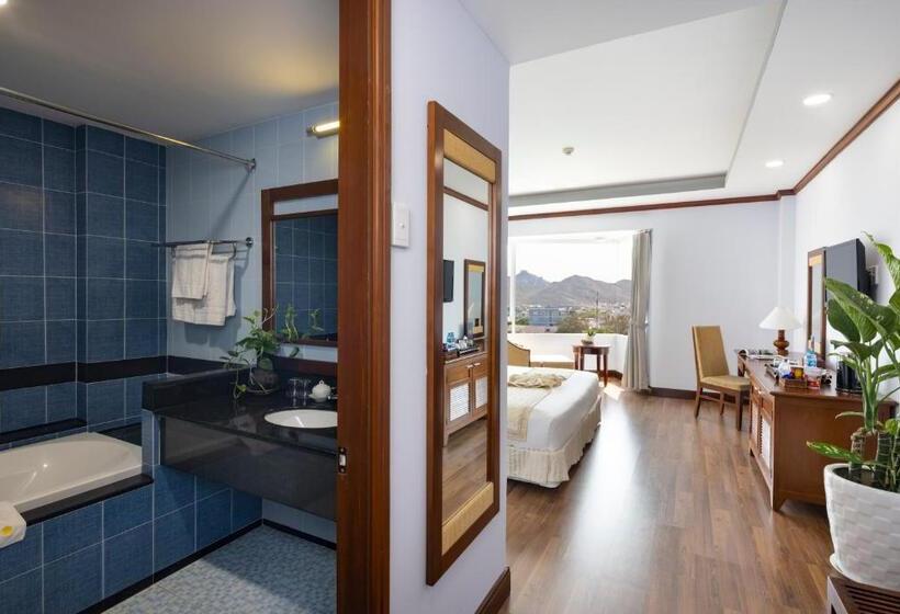 اتاق اکونومی, Saigon   Ninh Chu Hotel & Resort