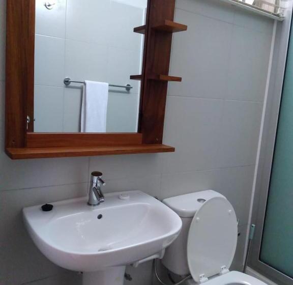 اتاق لوکس با بالکن, Inhambane Hotel Escola