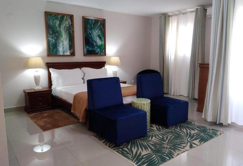 اتاق لوکس با بالکن, Inhambane Hotel Escola