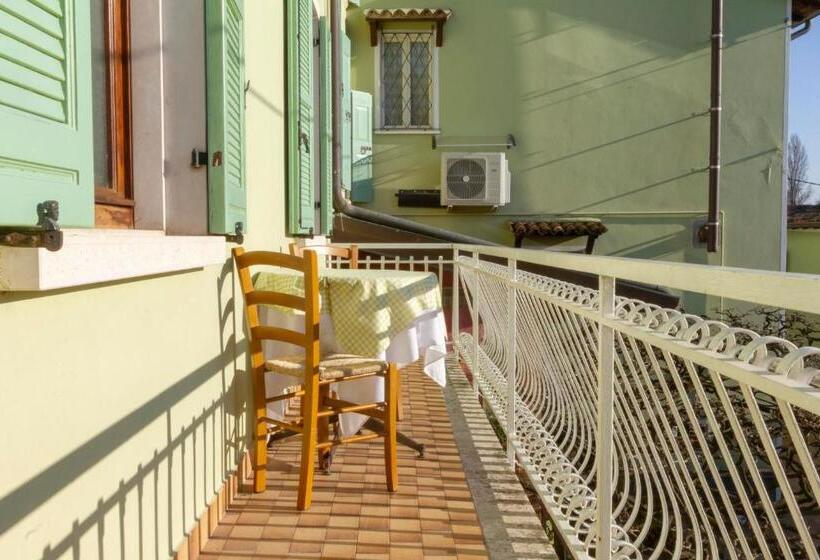 اتاق خانوادگی, La Colomba B&b