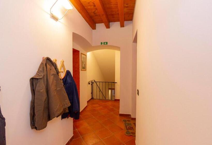 اتاق استاندارد سه نفره, La Colomba B&b
