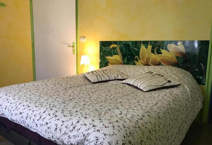 Номер Стандарт, Chambres D Hôtes Pom  Paille