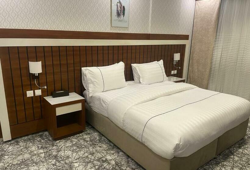 اتاق لوکس با تخت بزرگ, فندق حياة تاون املج 1