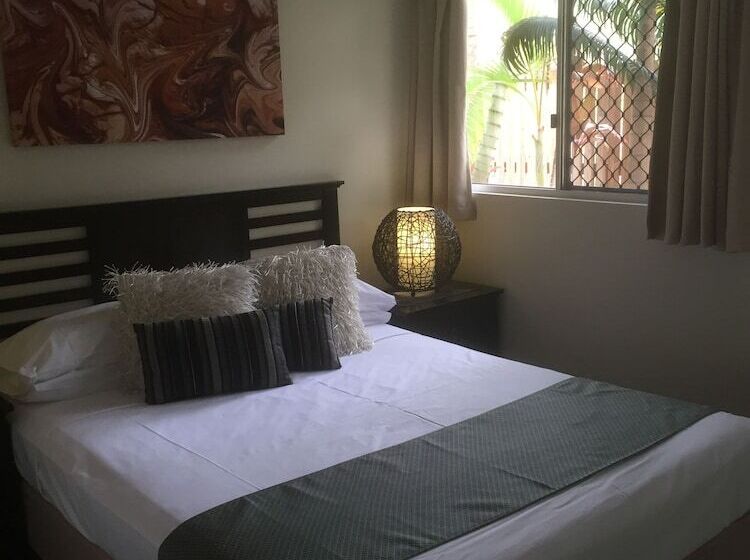 침실 2개 아파트, Airlie Central Apartments