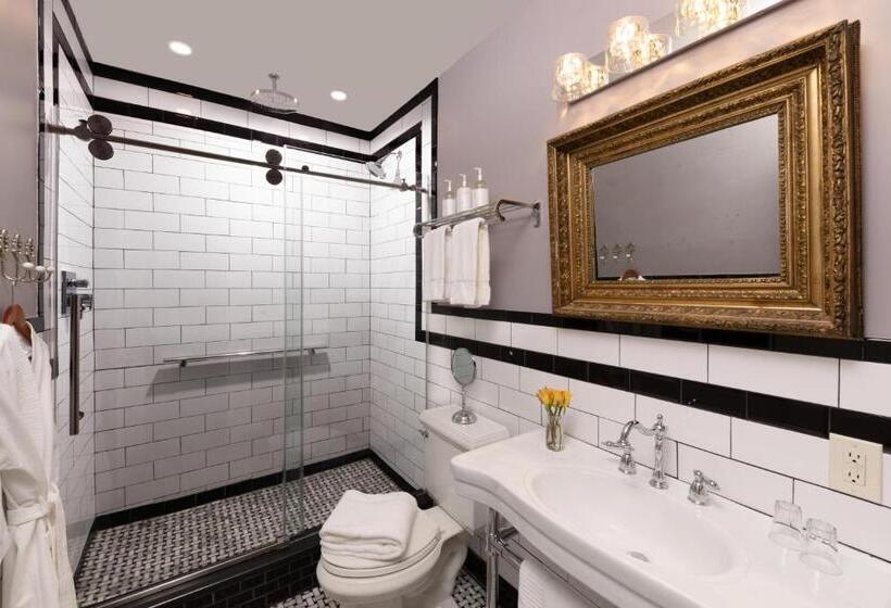 Номер Deluxe, Rosemont Inn