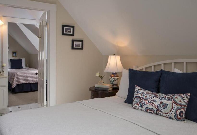Люкс 2 Спальни, Brewster House Bed & Breakfast