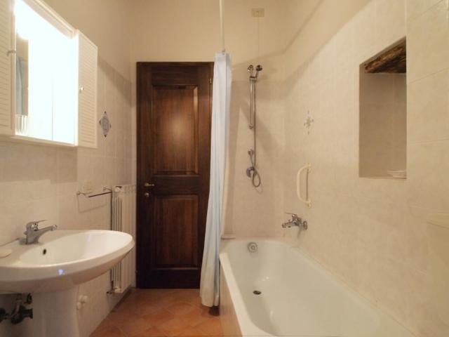 آپارتمان 2 خوابه, Castello Di Montalto