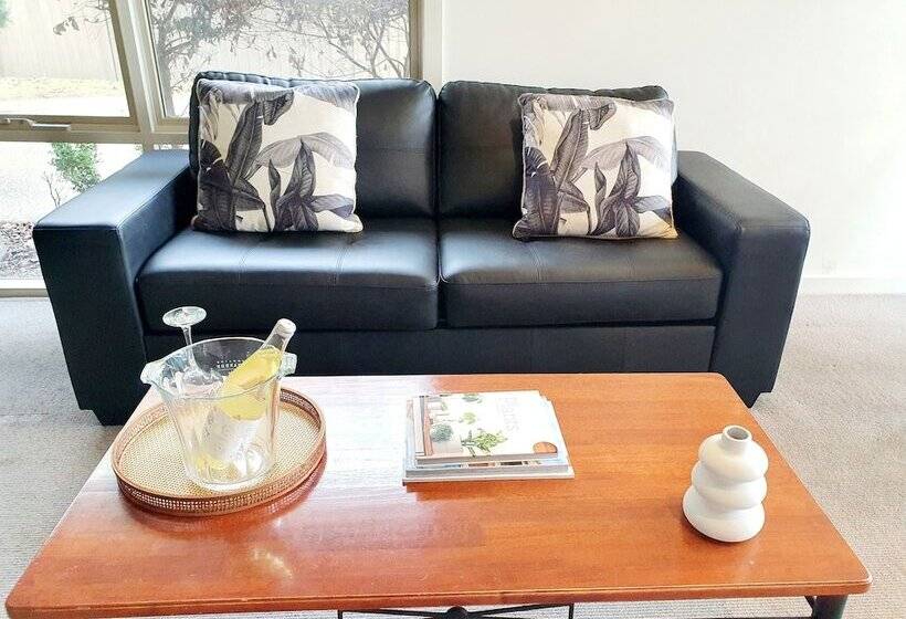 דירת חדר דלוקס, Central Shepparton Apartments