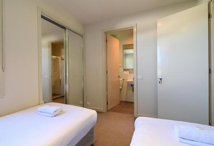 패밀리 스위트, Central Shepparton Apartments