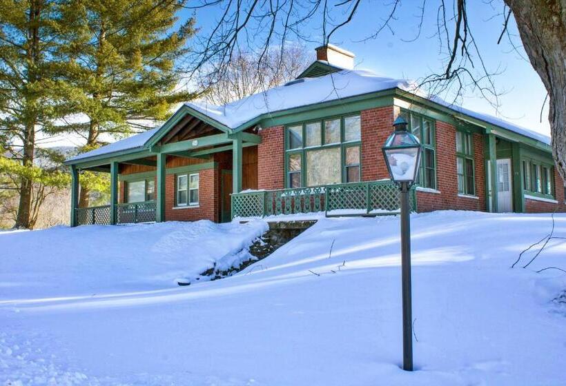 キングサイズベッドのスイートルーム, Wilburton Inn