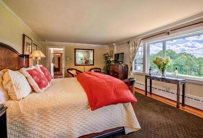 キングサイズベッドのスイートルーム, Wilburton Inn