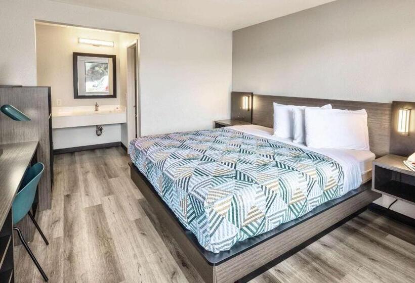Номер Стандарт Кровать Кинг Адаптированный для Инвалидов, Motel 6carlsbad, Ca  East Near Legoland