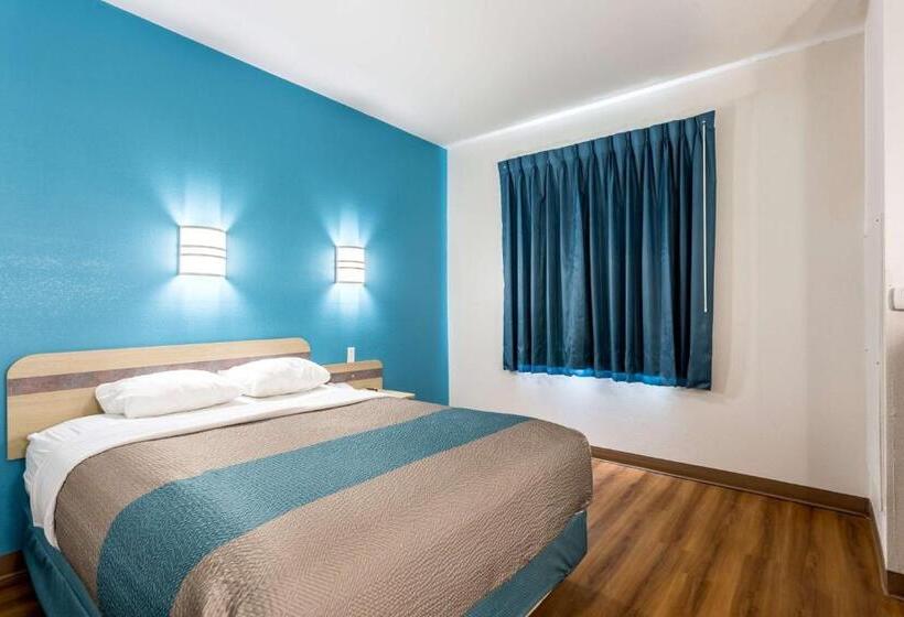 اتاق استاندارد, Motel 6 Roswell, Nm