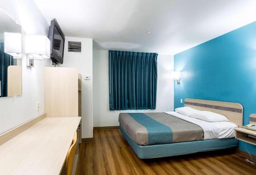 اتاق استاندارد, Motel 6 Roswell, Nm