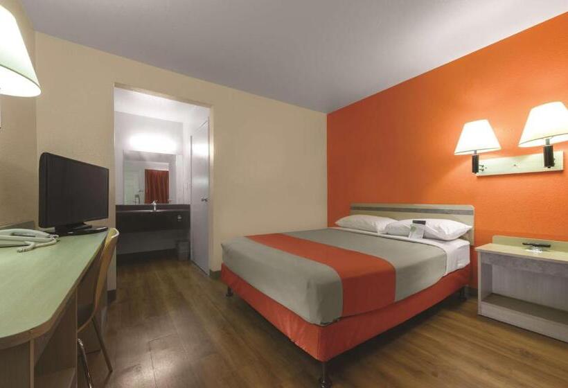 Номер Стандарт, Motel 6 Saint Joseph, Mo