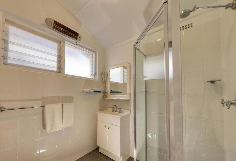 Номер Стандарт, Cowra Motor Inn